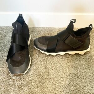 Sorel kinetic black‎ sneaker women’s size 9